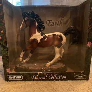 Ethereal collection Earth Breyer horse
